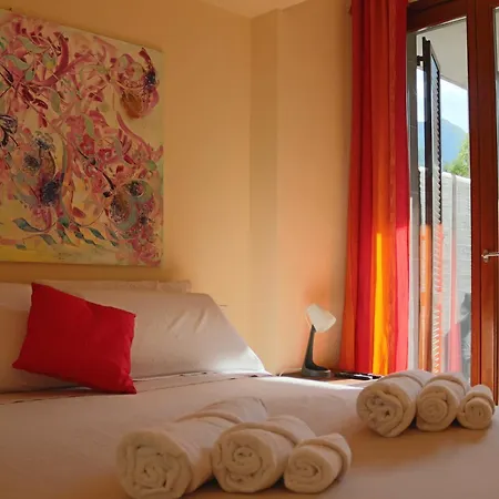 View - Luminosa Casa Con Parcheggio E Piscina * 포그나나 라리오